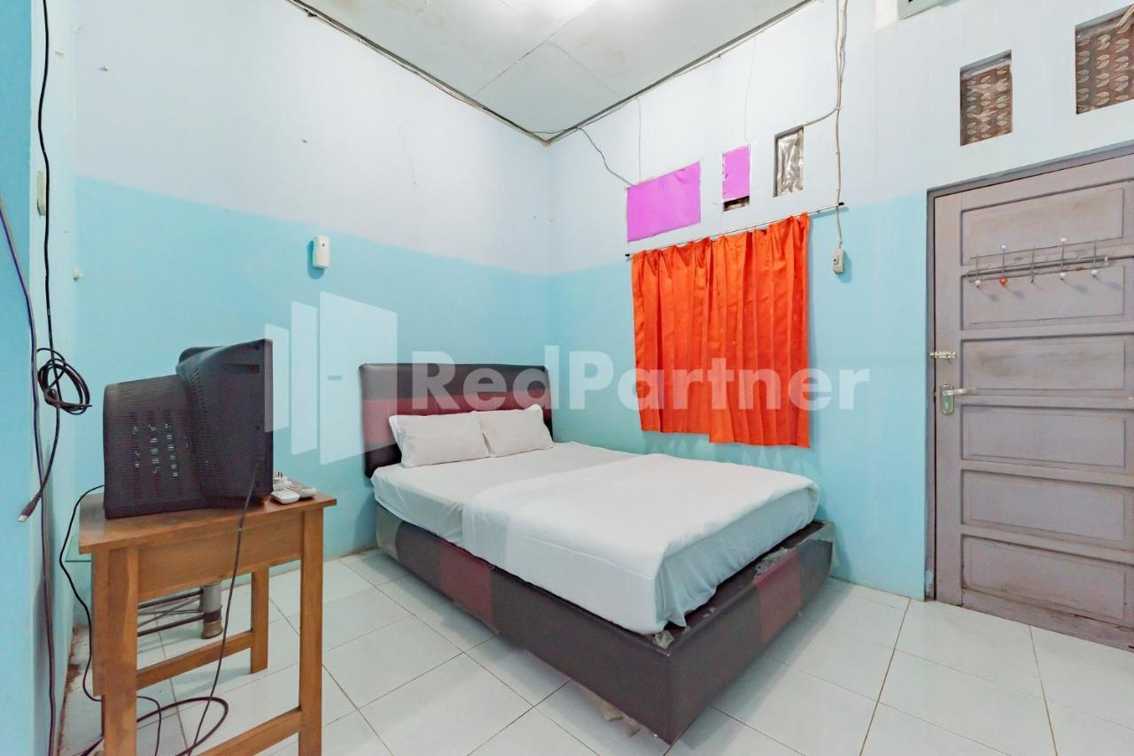 Ana Guest House Syariah Mitra Reddoorz Banjarbaru Exteriör bild