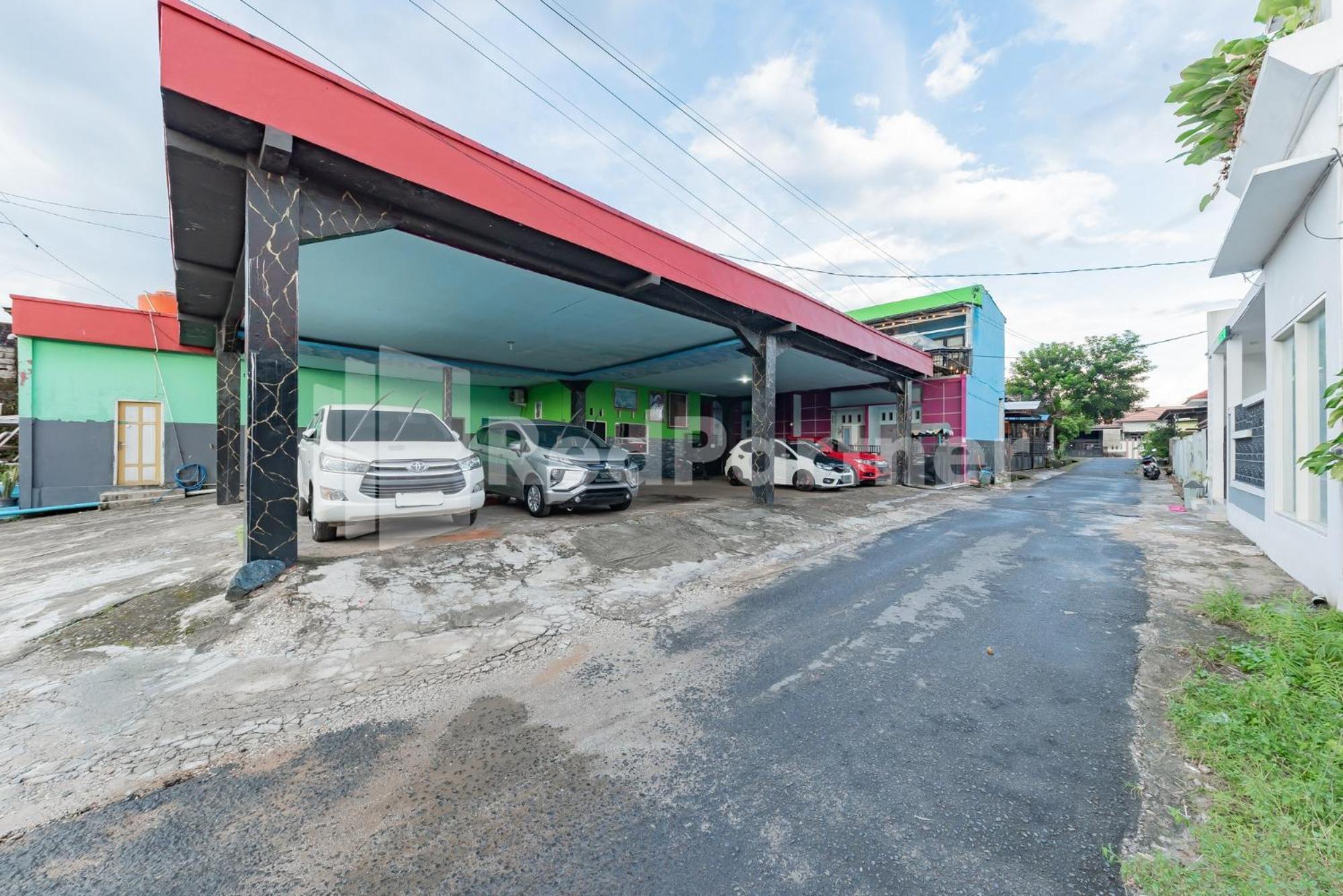 Ana Guest House Syariah Mitra Reddoorz Banjarbaru Exteriör bild
